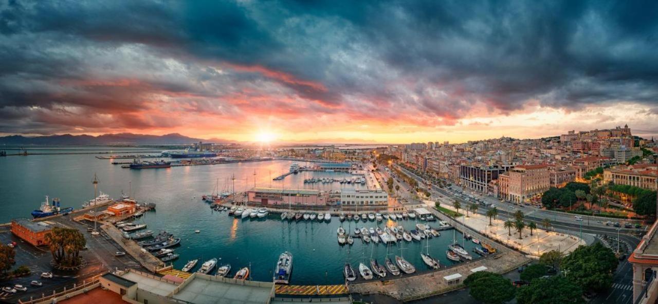 Sunshine Apartment - Appartamento Vicino Al Mare, Cagliari, Sardinia Kültér fotó