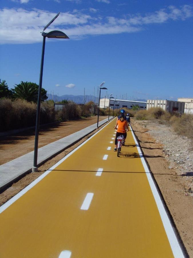 Sunshine Apartment - Appartamento Vicino Al Mare, Cagliari, Sardinia Kültér fotó