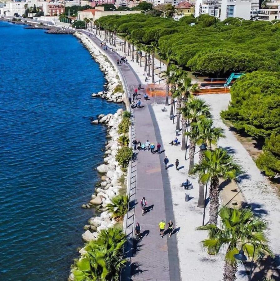 Sunshine Apartment - Appartamento Vicino Al Mare, Cagliari, Sardinia Kültér fotó